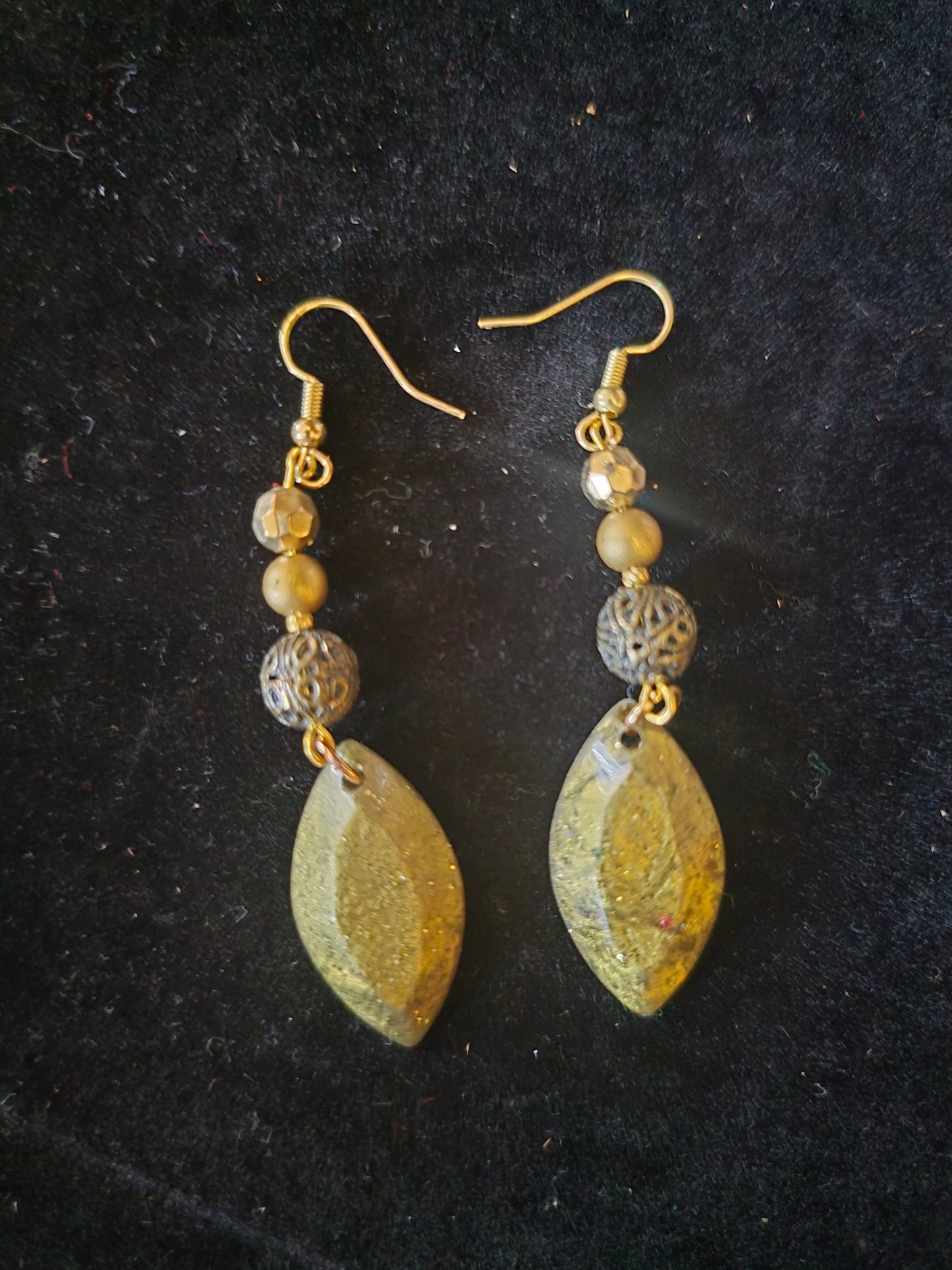 Golden Grove Drop Earrings