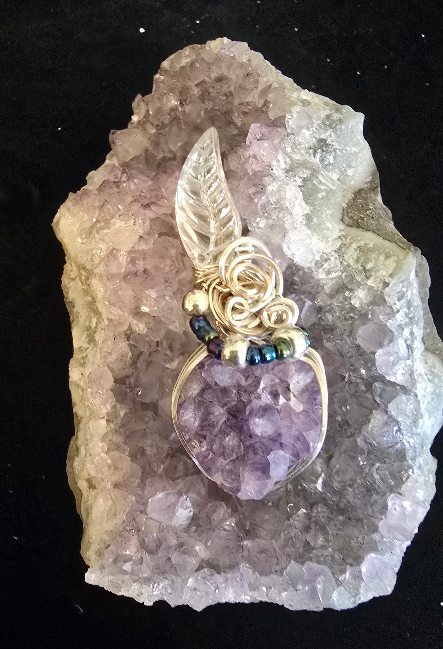 🍃 Crystal Leaf & Amethyst Cluster Pendant – “Forest Spirit” Collection
