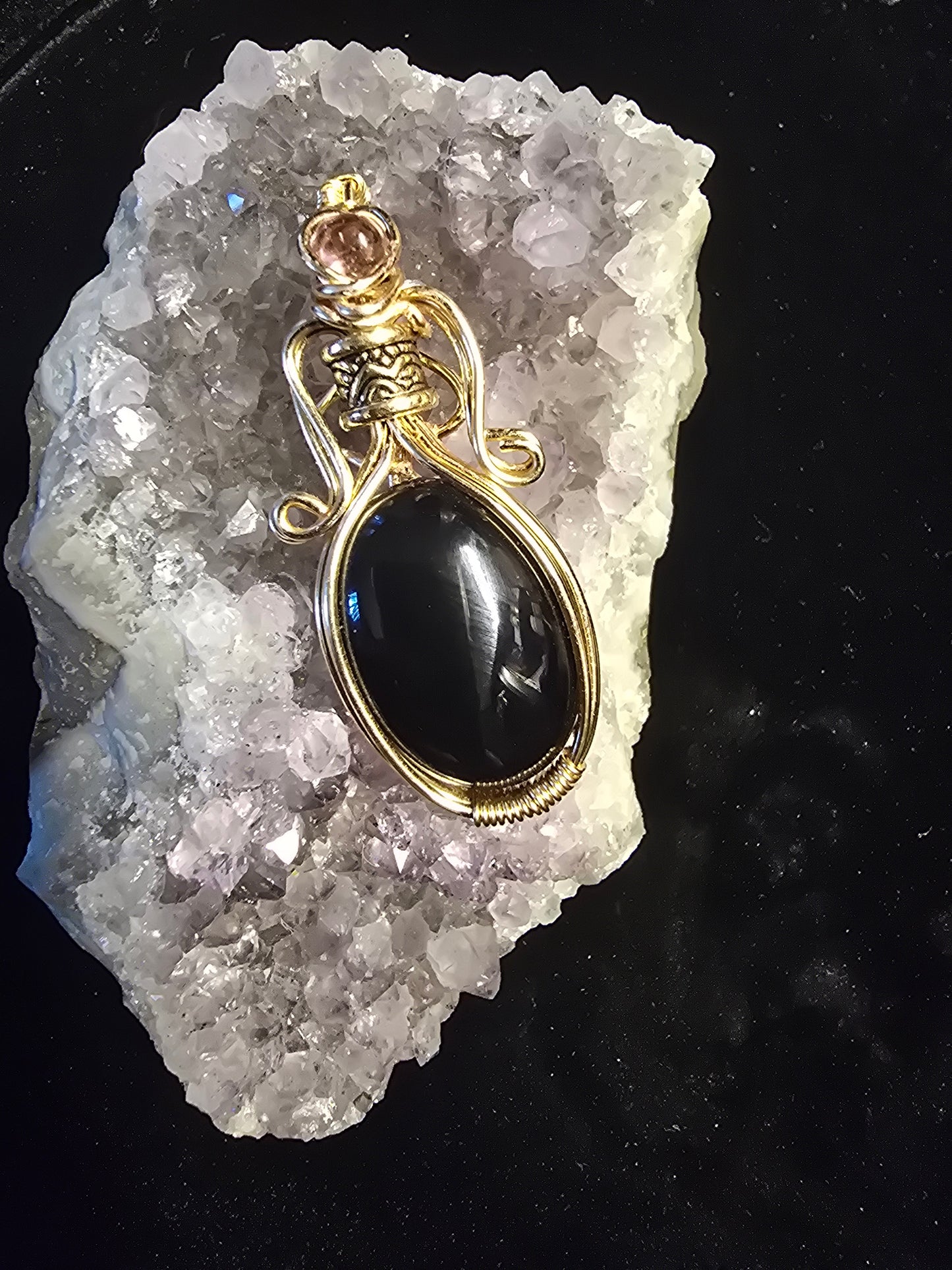 “Twilight Sentinel” – Onyx and Amethyst Wire-Wrapped Pendant